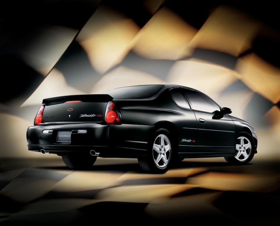  Chevrolet Monte Carlo SS 2000 года  (фото 32 из 35)